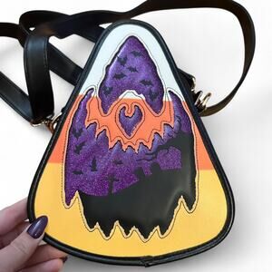 Pumpkin kult candy corn grave